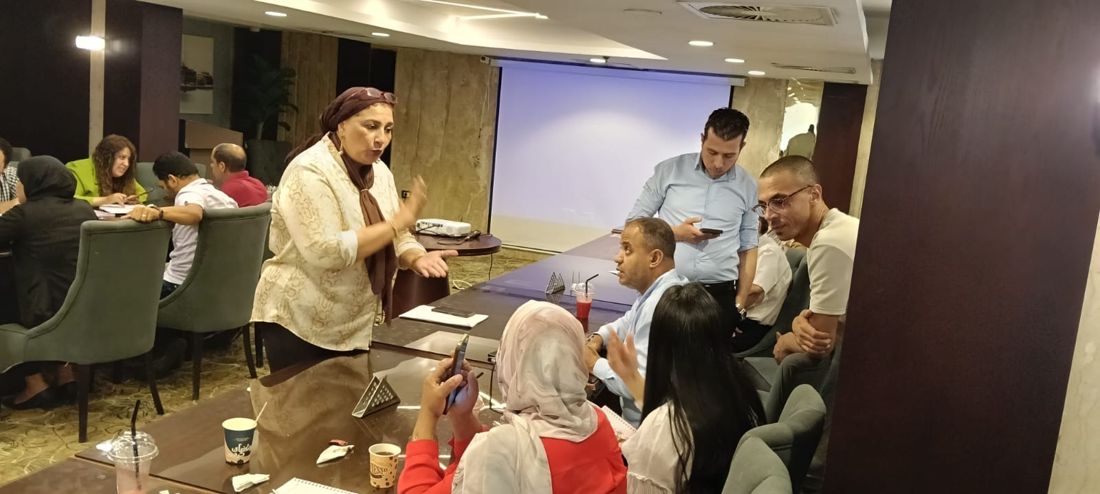 عمل جماعي في ورشة تدريبية
